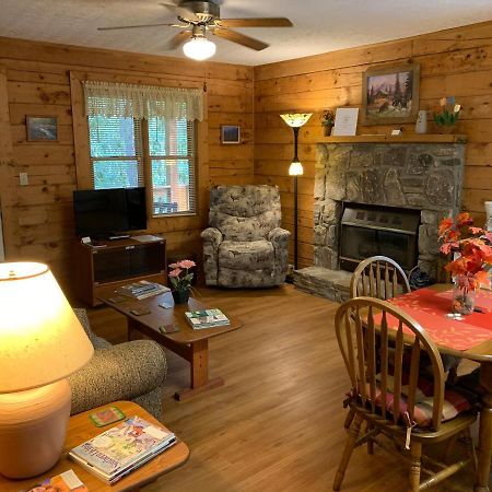Misty Creek Log Cabins Maggie Valley Dış mekan fotoğraf